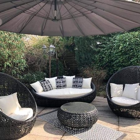 Villa Sylvania Spa Bagian luar foto